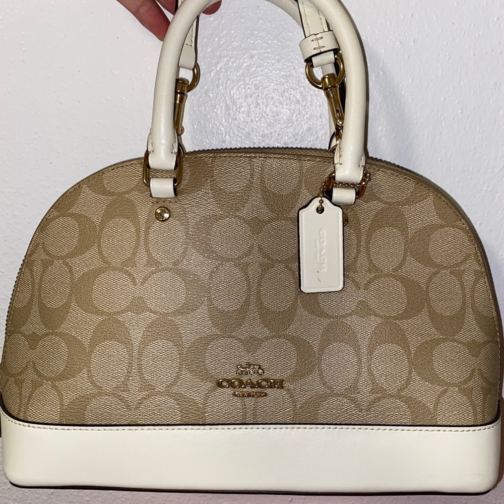 Coach Bag Signature Canvas